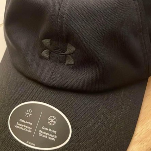 BRAND NEW women under armour black adjustable cap hat - Picture 4 of 6
